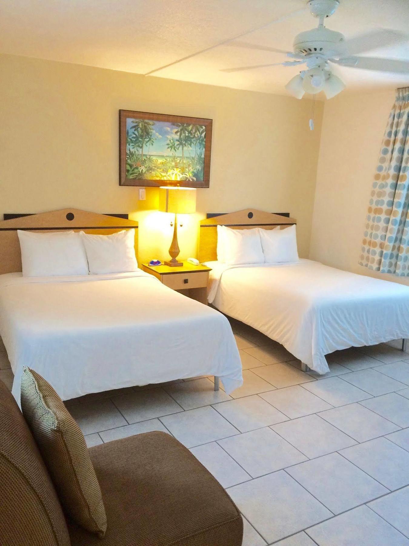 Great Escape Inn Lauderdale-by-the-Sea Exterior photo