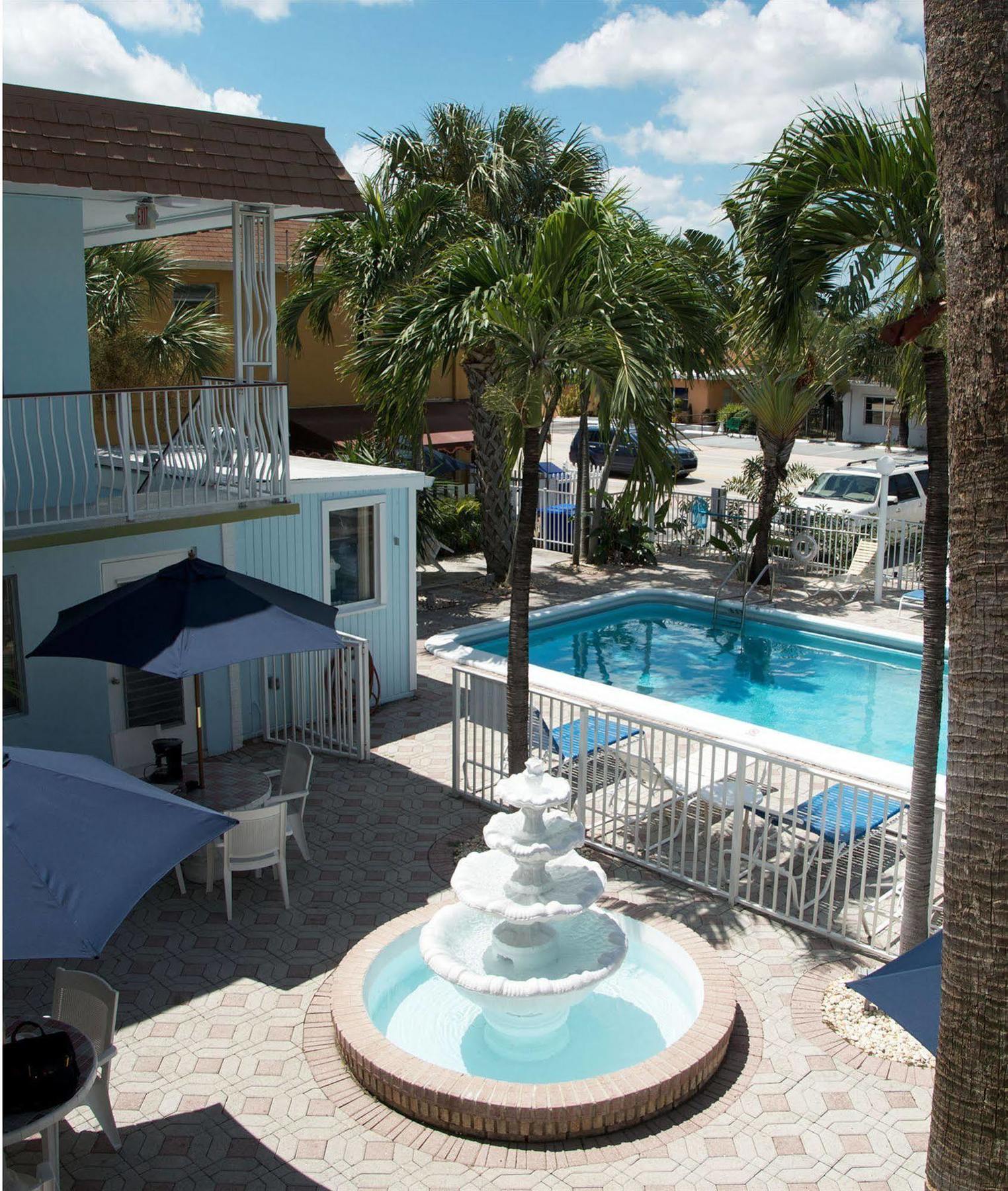 Great Escape Inn Lauderdale-by-the-Sea Exterior photo