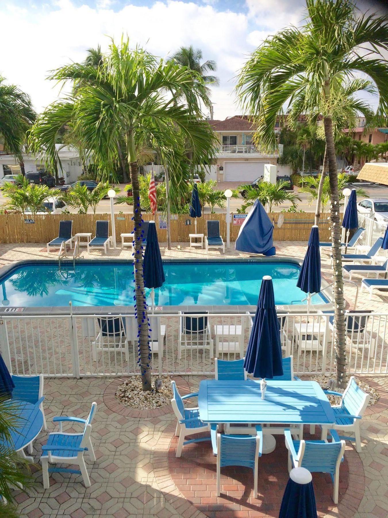 Great Escape Inn Lauderdale-by-the-Sea Exterior photo